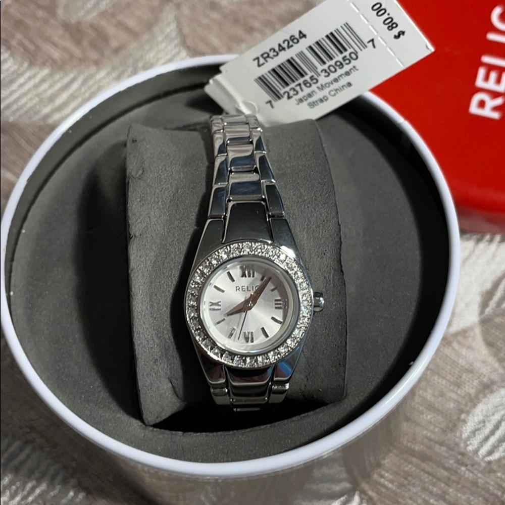 NWT Ladies Relic Silver Link Watch